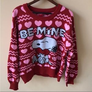 NWOT Peanuts sweater